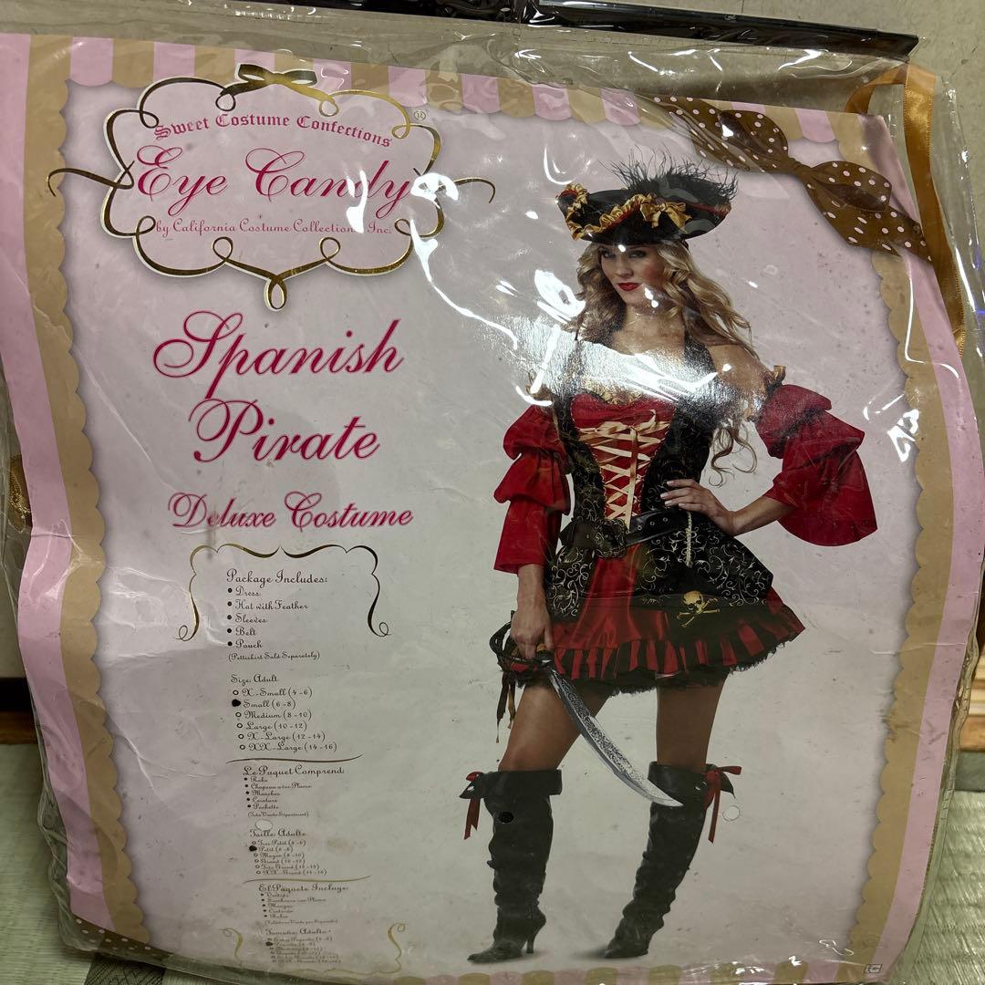 Eye Candy Spanish Pirate Deluxe Costume